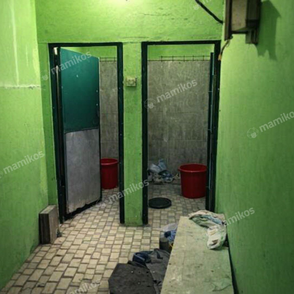 Rumah Sertifikat SHM 6 Kamar Tidur 6 Kamar Mandi Kramat Jati Jakarta Timur - Photo 3