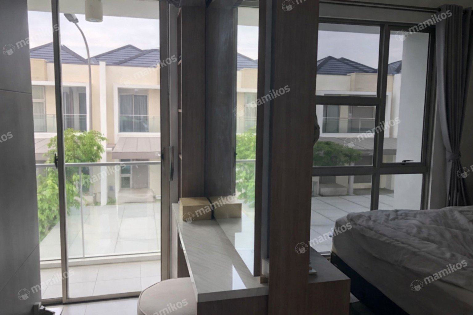 Rumah Sertifikat SHM 3 Kamar Tidur 3 Kamar Mandi Pantai Indah Kapuk 2 Jakarta Utara - Photo 4