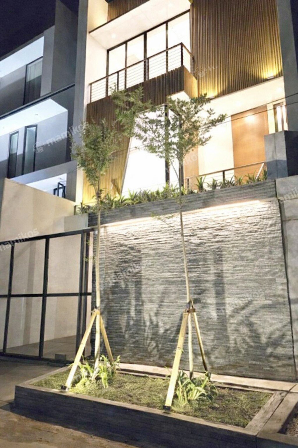Rumah Sertifikat SHM 4 Kamar Tidur 4 Kamar Mandi Sunter Jakarta Utara - Photo 2