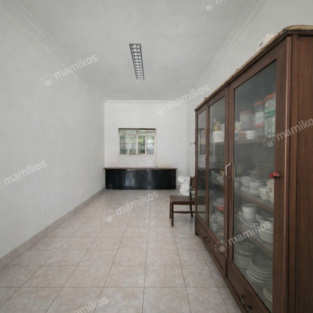 Rumah Sertifikat SHM 5 Kamar Tidur 3 Kamar Mandi Legenda Wisata Jakarta Timur - Photo 4
