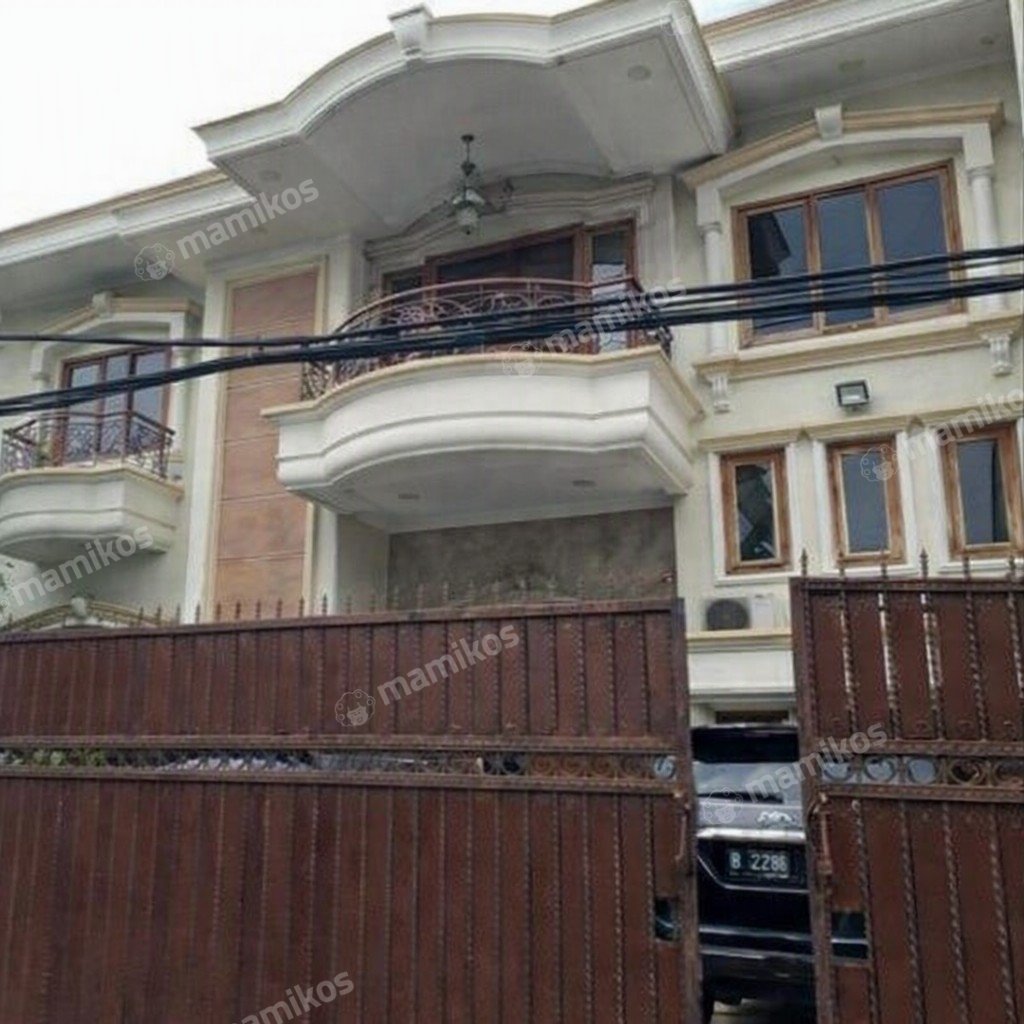Rumah Sertifikat SHM 5 Kamar Tidur 5 Kamar Mandi Kelapa Gading Jakarta Utara