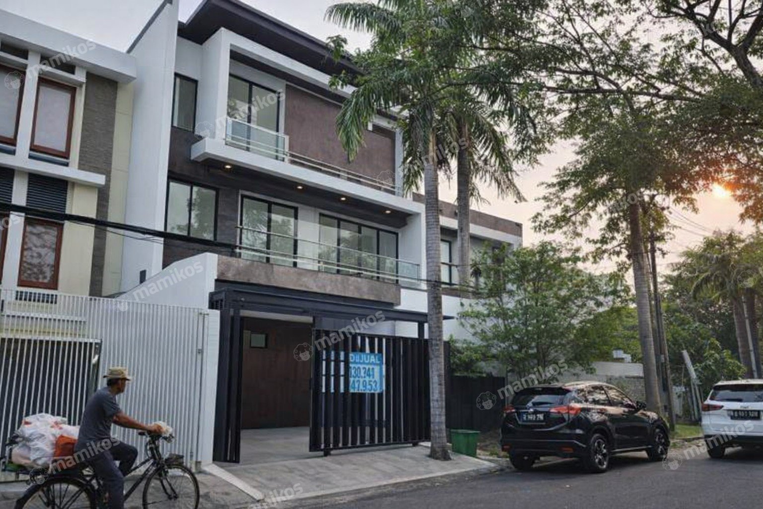 Rumah Sertifikat HGB 5 Kamar Tidur 5 Kamar Mandi Kalideres Jakarta Barat