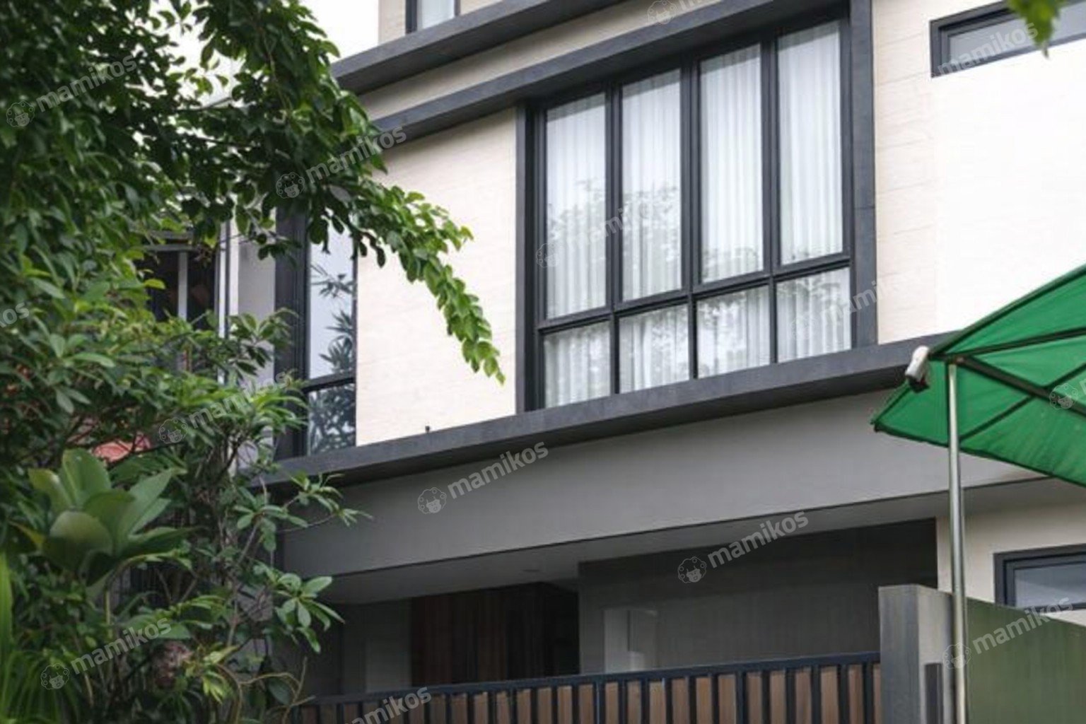 Rumah 5KT 5KM Permata Buana Jakarta Barat