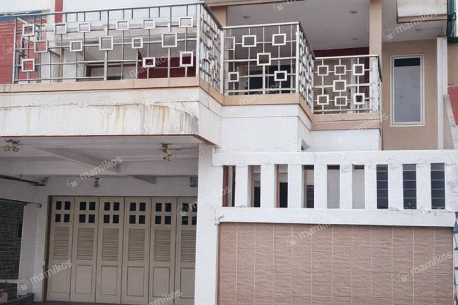Rumah Sertifikat SHM 7 Kamar Tidur 5 Kamar Mandi Cengkareng Jakarta Barat