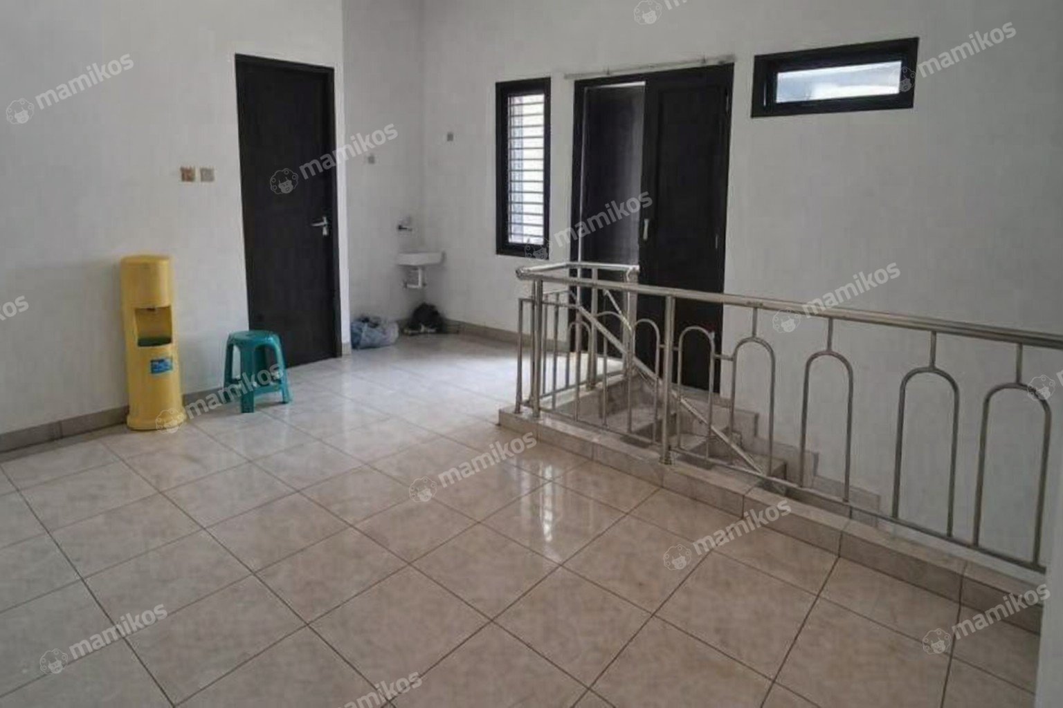 Rumah Sertifikat SHM 4 Kamar Tidur 2 Kamar Mandi Duri Kosambi Jakarta Barat - Photo 4