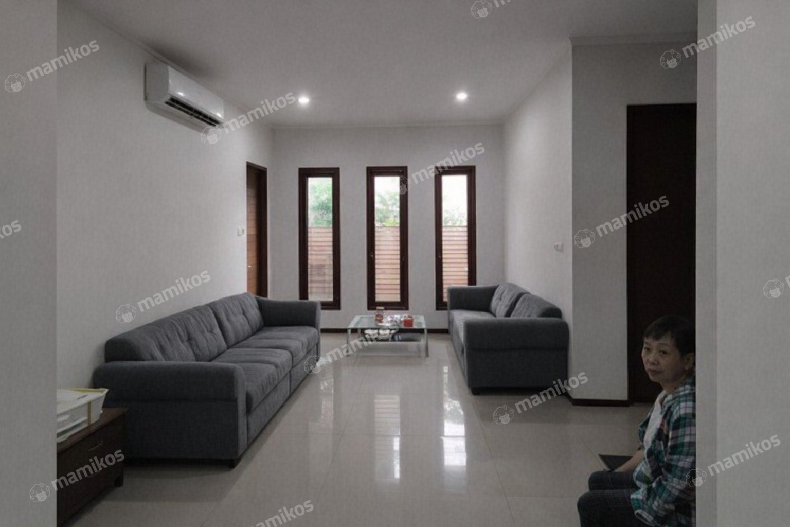 Rumah Sertifikat SHM 4 Kamar Tidur 3 Kamar Mandi Sektor 8-Bintaro Jakarta Selatan - Photo 4