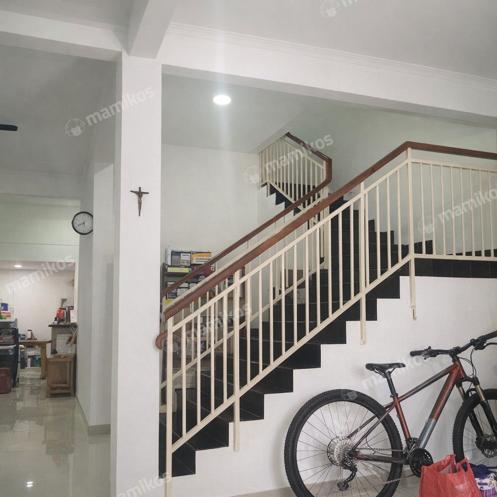 Rumah Sertifikat SHM 4 Kamar Tidur 3 Kamar Mandi Pos Pengumben Jakarta Barat - Photo 5