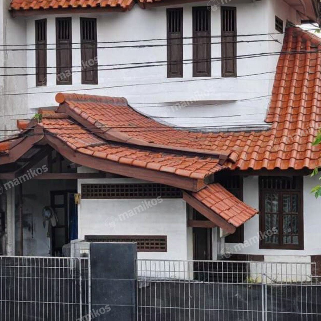 Rumah Sertifikat SHM 3 Kamar Tidur 3 Kamar Mandi Kramat Jati Jakarta Timur