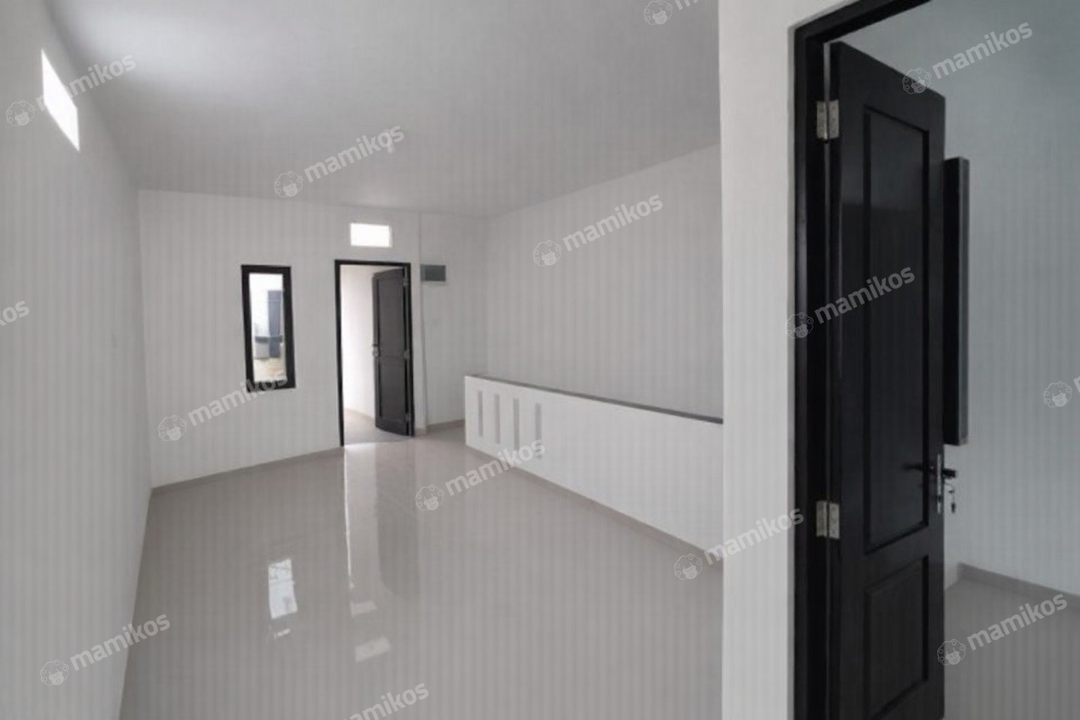 Rumah Baru Sertifikat SHM 3 Kamar Tidur Tanjung Duren Jakarta Barat - Photo 4
