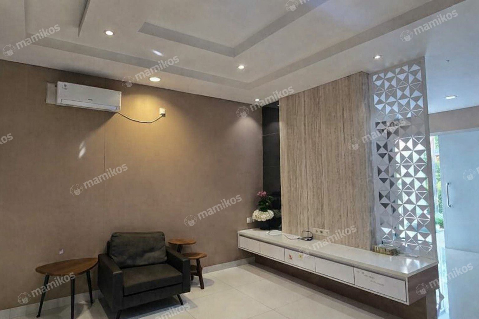 Rumah Sertifikat SHM 3 Kamar Tidur 3 Kamar Mandi Taman Grisenda Jakarta Utara