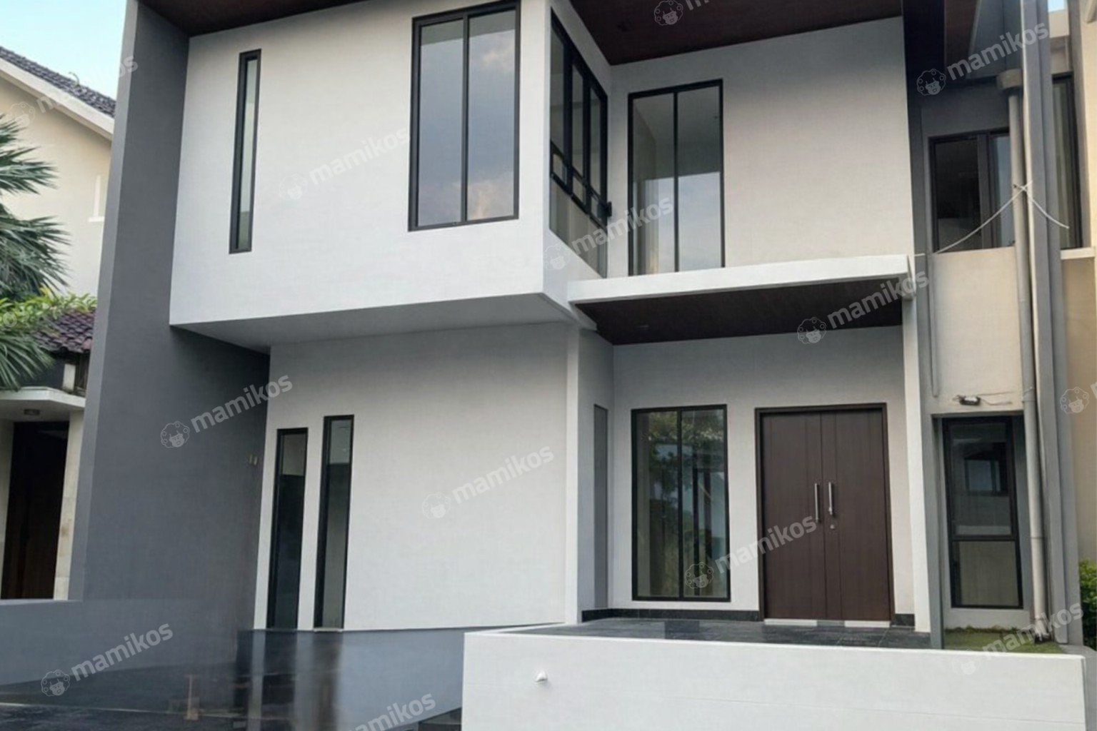 Rumah Sertifikat SHM 4 Kamar Tidur 4 Kamar Mandi Veteran Jakarta Selatan
