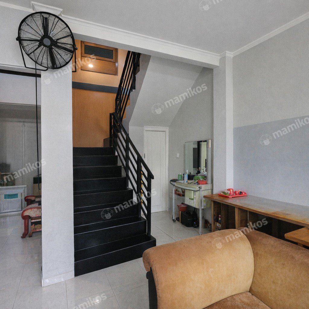 Rumah Sertifikat SHM 6 Kamar Tidur 5 Kamar Mandi Kelapa Gading Jakarta Utara - Photo 4