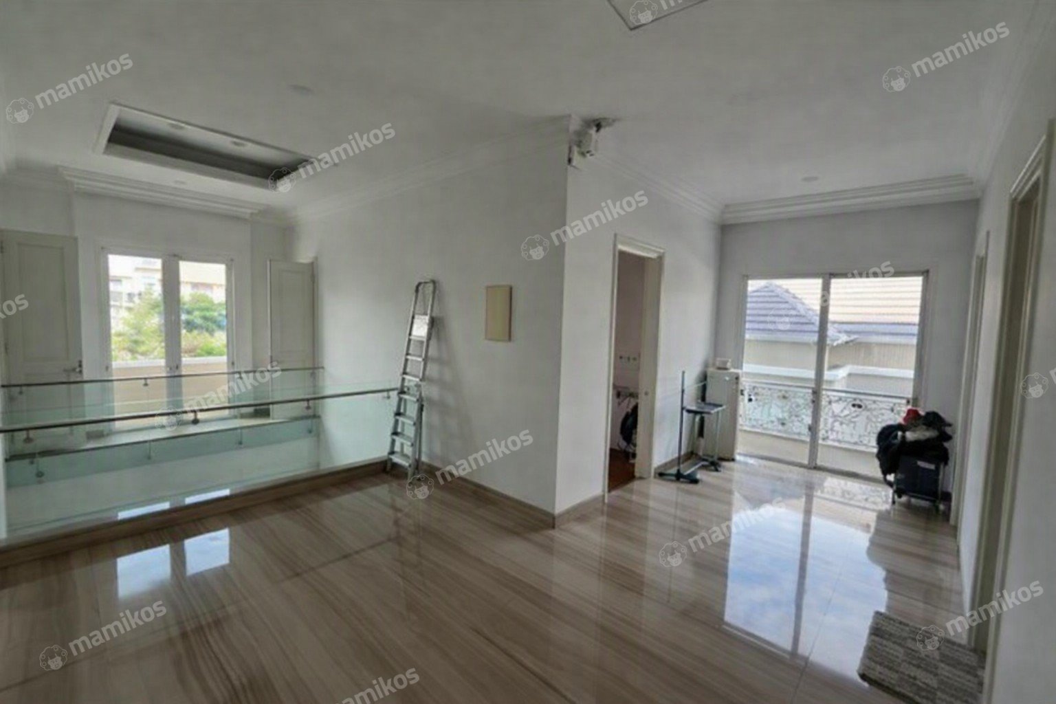 Rumah 5 Kamar Tidur 3 Kamar Mandi 3 Lantai Kelapa Gading Jakarta Utara - Photo 3
