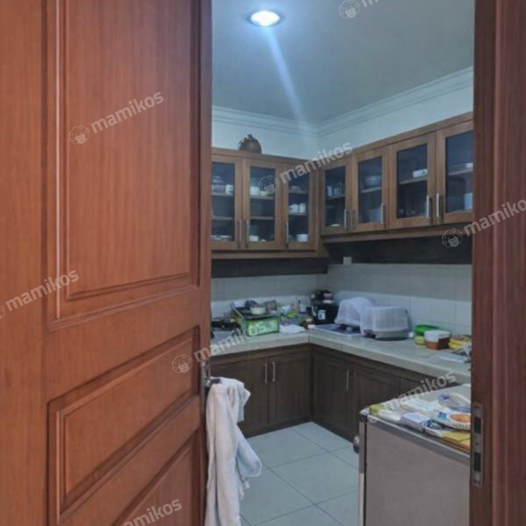 Rumah Sertifikat SHM 4 Kamar Tidur 3 Kamar Mandi Kebayoran Baru Jakarta Selatan - Photo 2