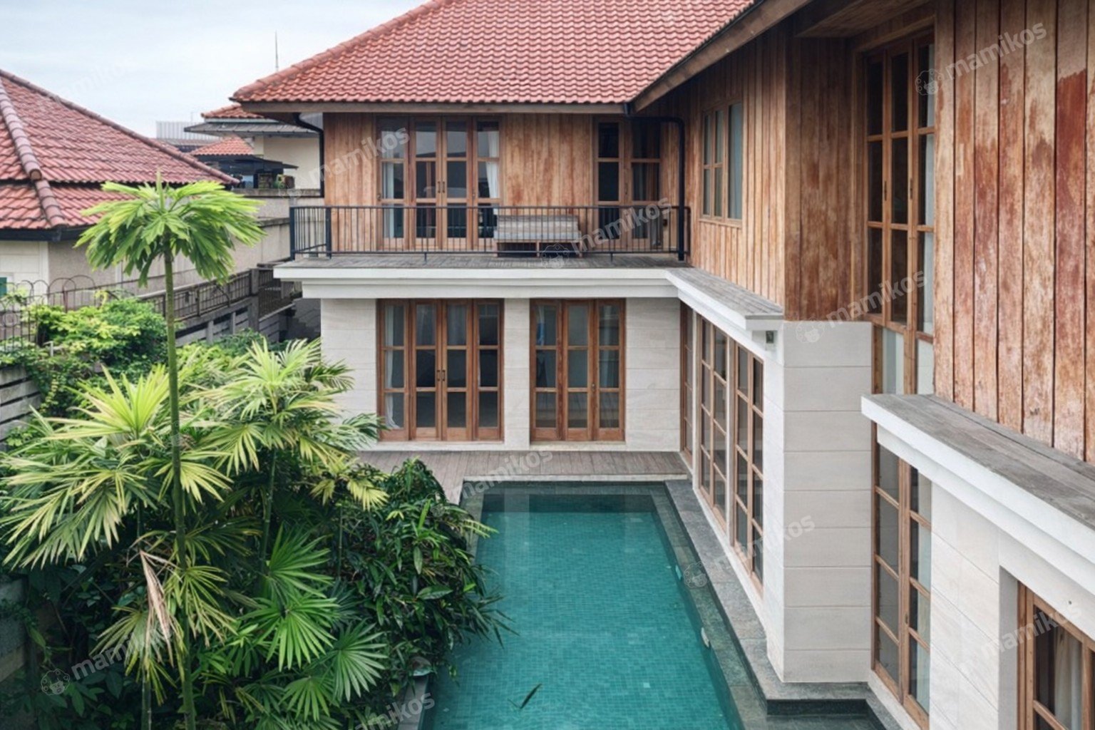 Rumah Sertifikat SHM 8 Kamar Tidur 7 Kamar Mandi Kemang Jakarta Selatan