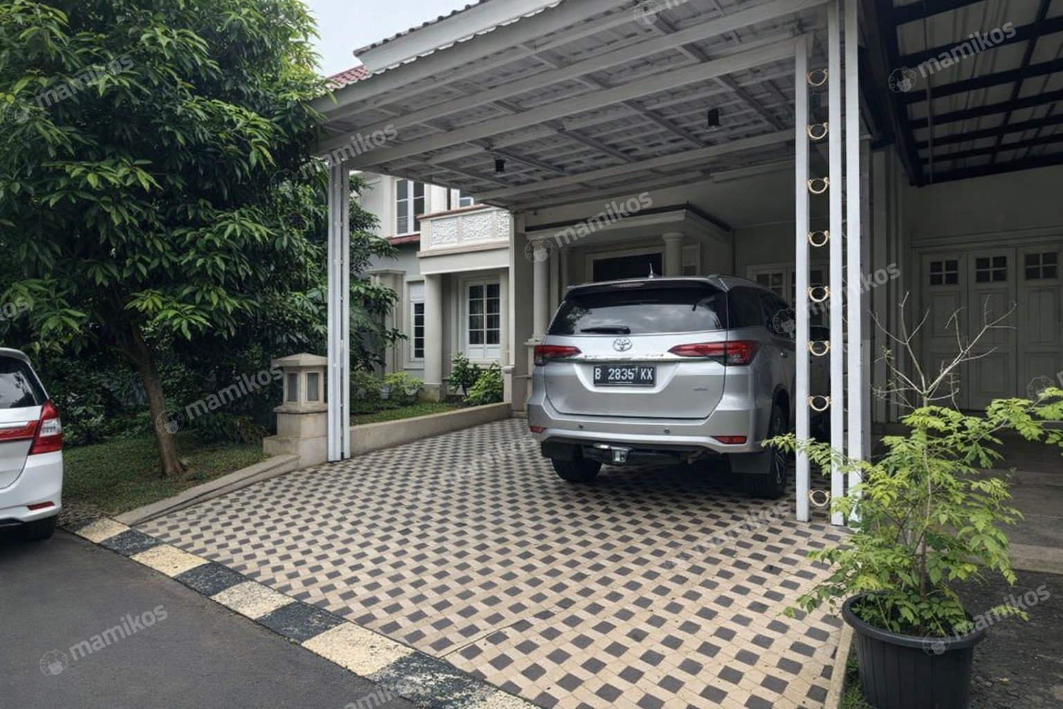 Rumah Sertifikat SHM 4 Kamar Tidur 3 Kamar Mandi Kota Wisata Jakarta Timur