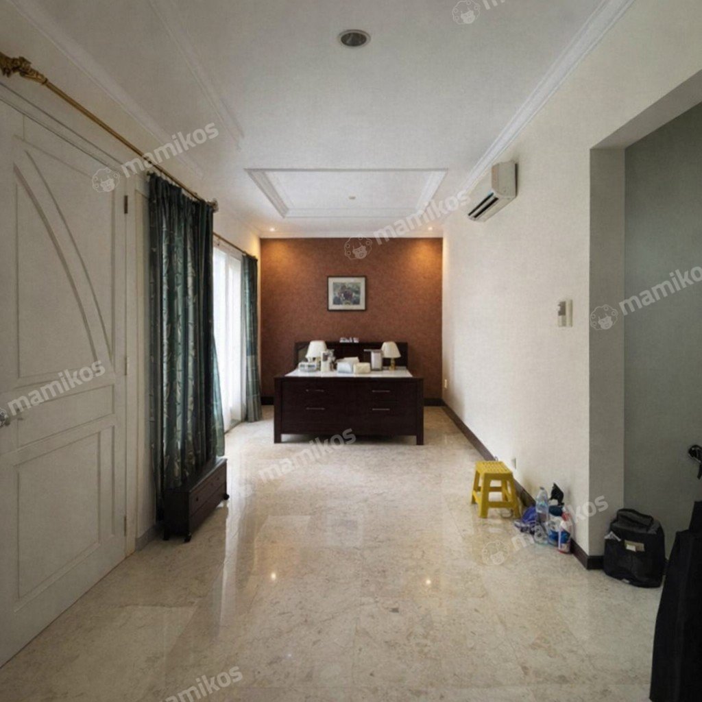 Rumah Sertifikat SHM 4 Kamar Tidur 4 Kamar Mandi Taman Surya Jakarta Barat - Photo 2