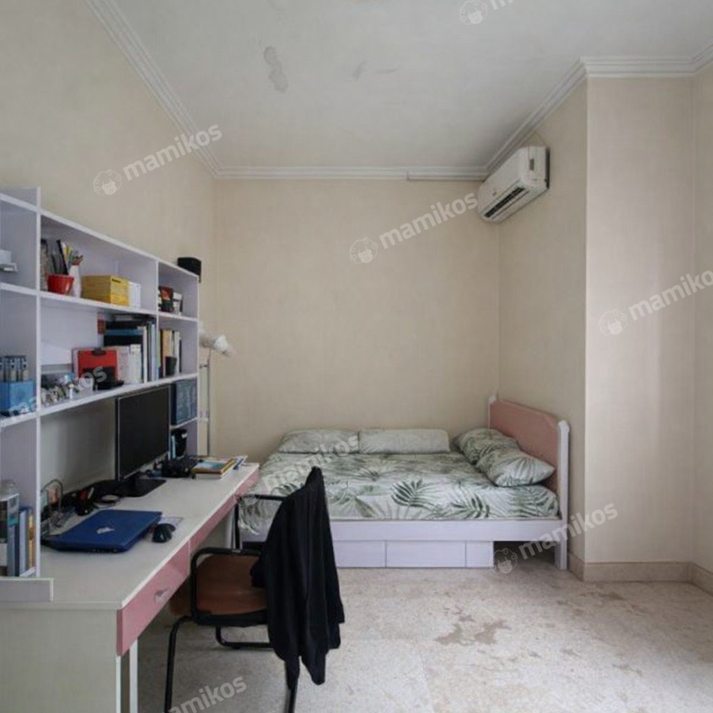 Rumah Sertifikat SHM 4 Kamar Tidur 4 Kamar Mandi Taman Surya Jakarta Barat - Photo 4