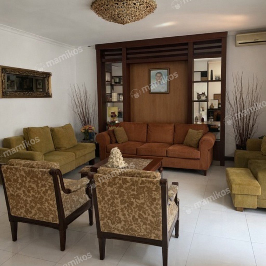Rumah Sertifikat SHM 4 Kamar Tidur 4 Kamar Mandi Citra Grand Jakarta Timur - Photo 4