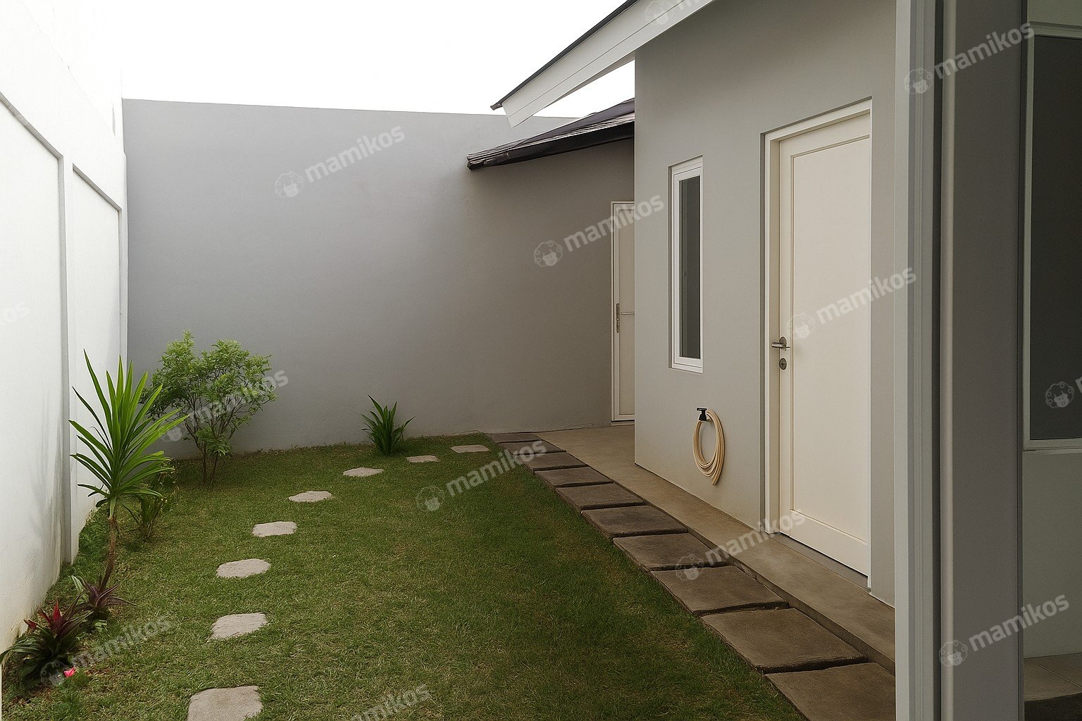 Rumah Sertifikat HGB 3 Kamar Tidur 3 Kamar Mandi Metland Menteng Jakarta Timur - Photo 3