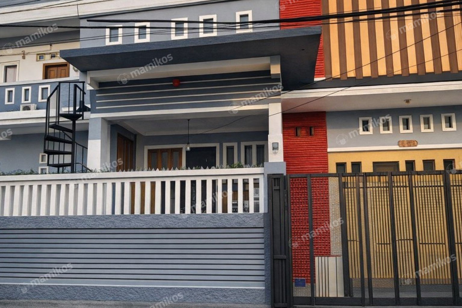 Rumah Sertifikat SHM 18 Kamar Tidur 11 Kamar Mandi Kembangan Jakarta Barat