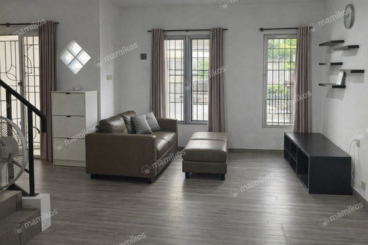 Rumah Sertifikat HGB 3 Kamar Tidur 2 Kamar Mandi Taman Palem Jakarta Barat - Photo 2