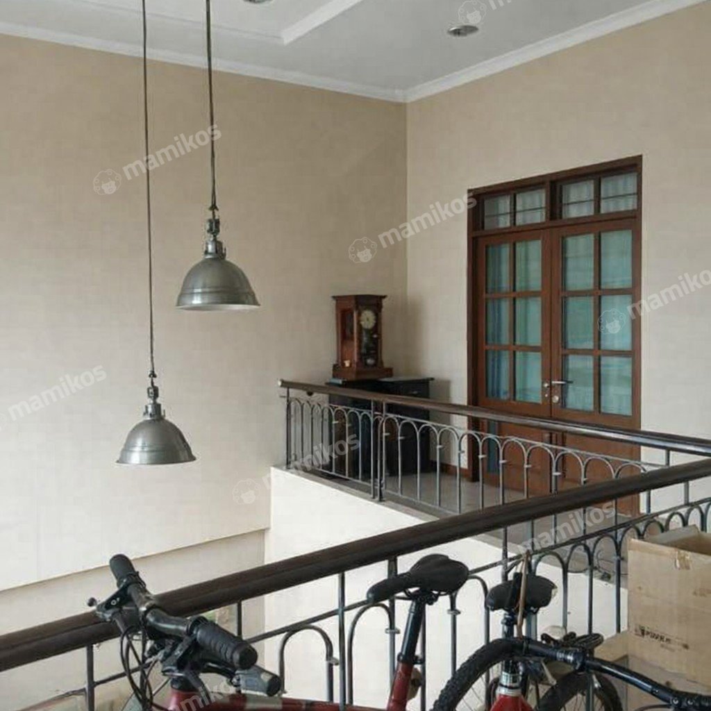 Rumah Sertifikat SHM 6 Kamar Tidur 3 Kamar Mandi Taman Kencana Jakarta Barat - Photo 2