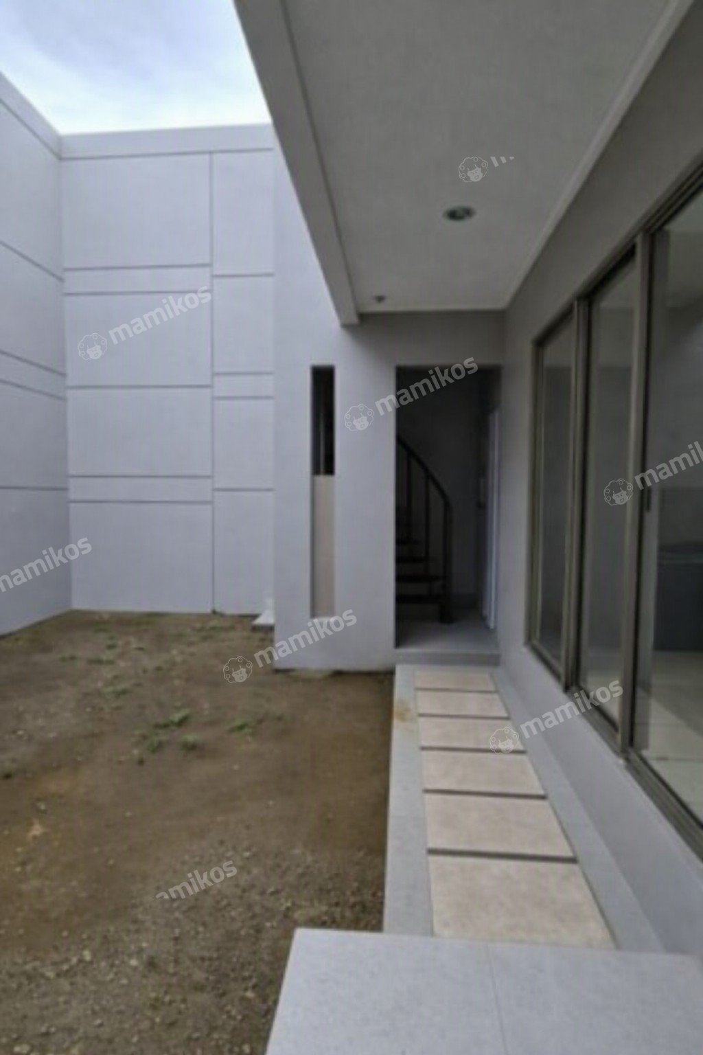 Rumah Sertifikat Hak Pakai 3 Kamar Tidur 3 Kamar Mandi Golf Island Jakarta Utara - Photo 3