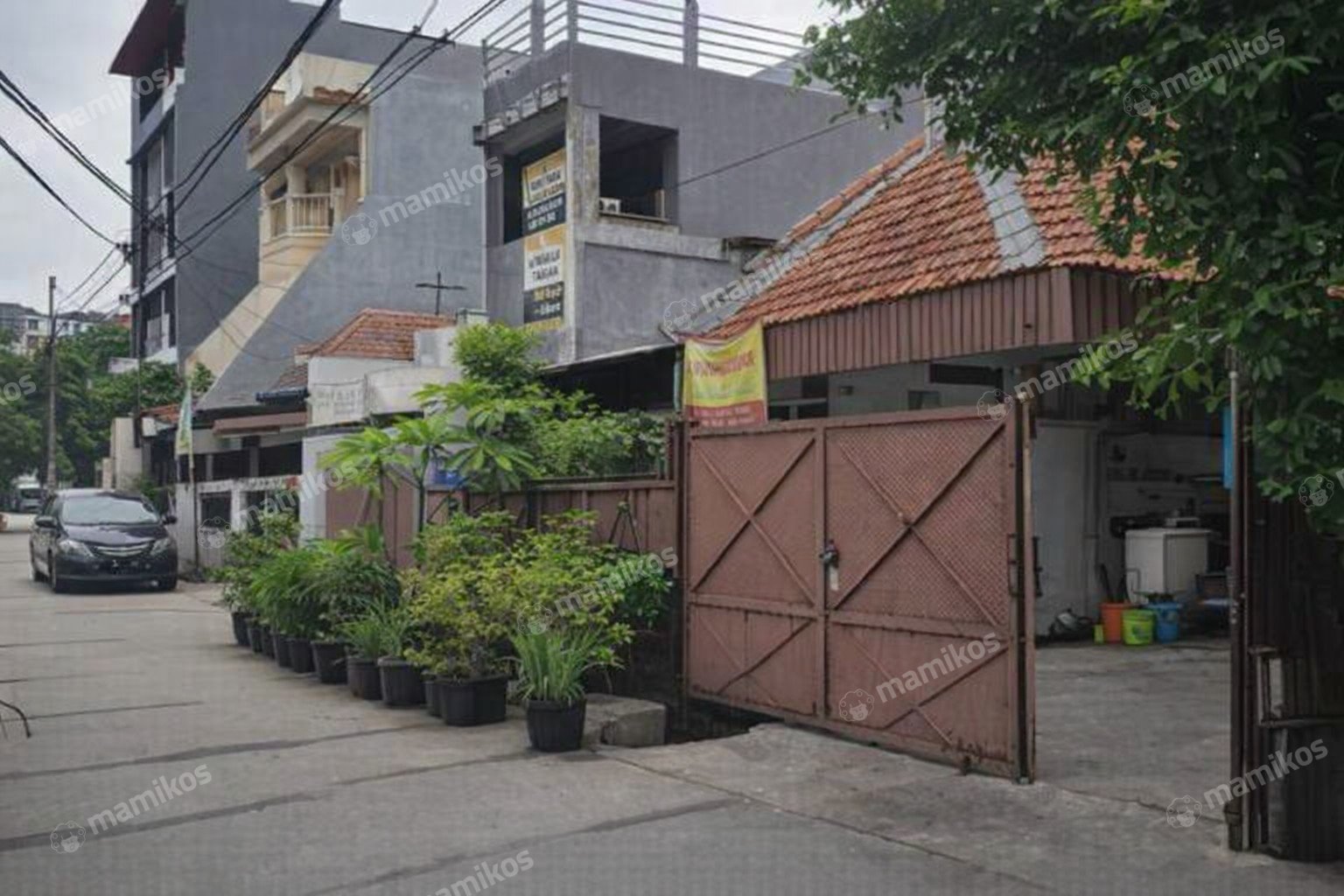 Rumah Sertifikat SHM 4 Kamar Tidur 3 Kamar Mandi Jembatan Lima Jakarta Barat