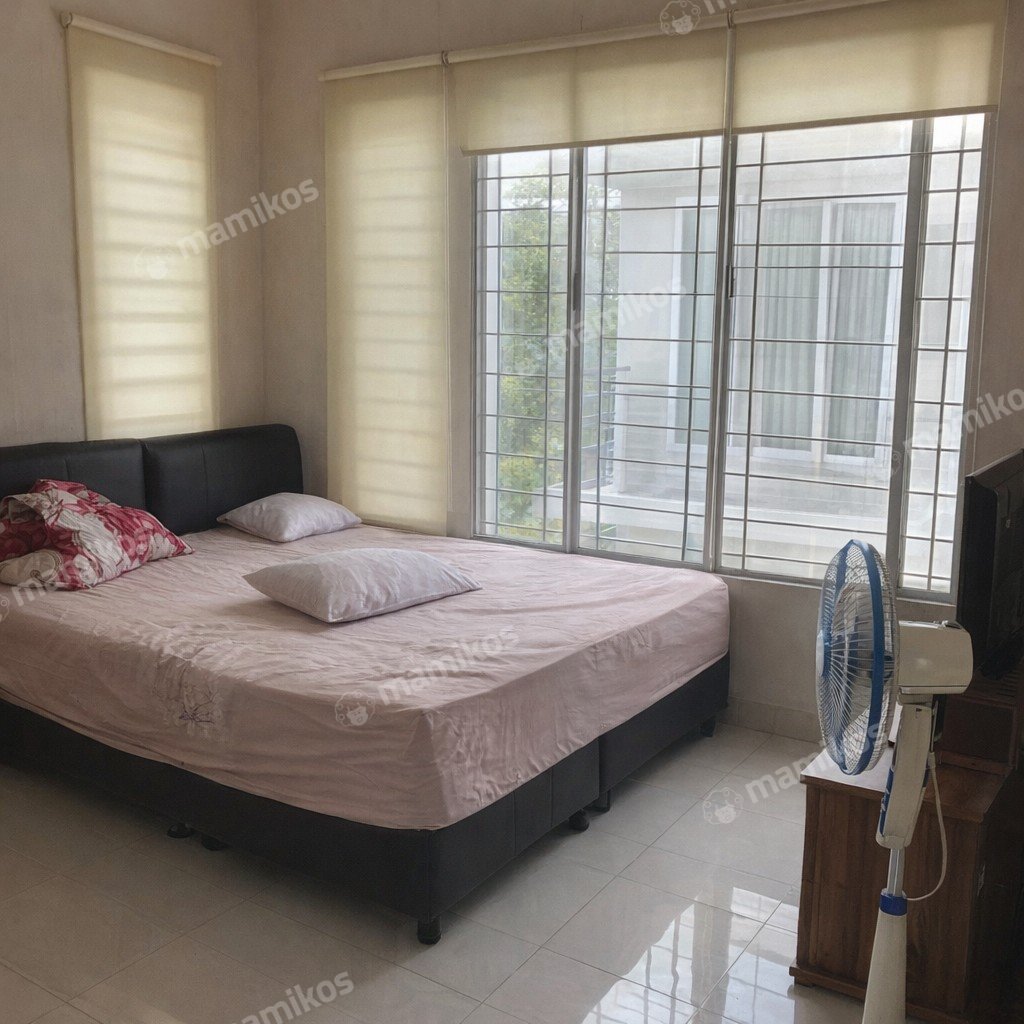 Rumah Sertifikat SHM 5 Kamar Tidur 4 Kamar Mandi Daan Mogot Jakarta Barat - Photo 5
