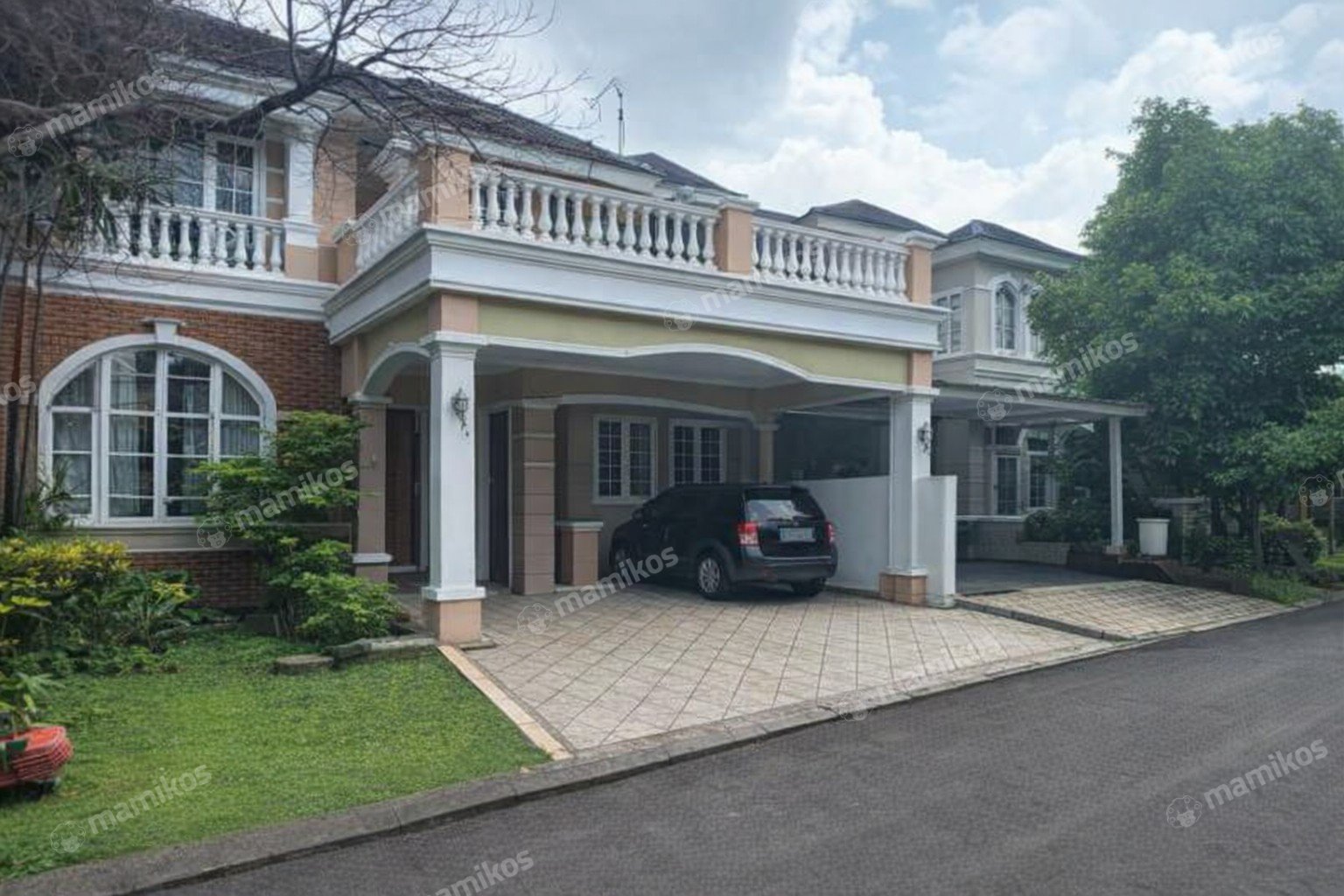 Rumah Sertifikat SHM 5 Kamar Tidur 4 Kamar Mandi Kota Wisata Jakarta Timur