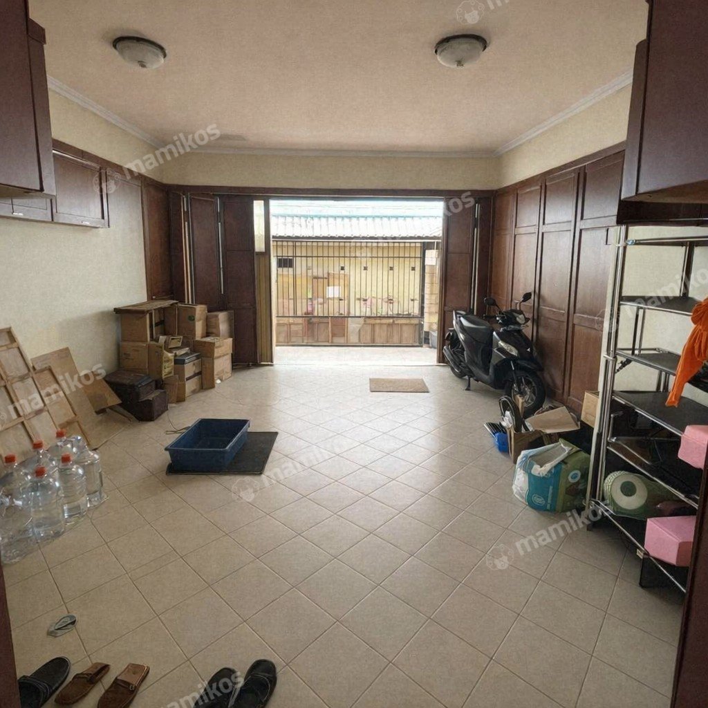 Rumah Sertifikat SHM 5 Kamar Mandi 4 Lantai Tebet Jakarta Selatan - Photo 4