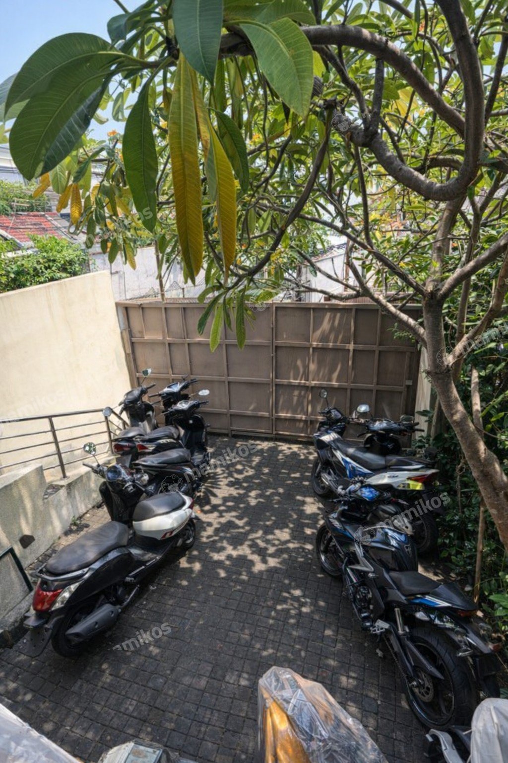 Rumah Sertifikat SHM 20 Kamar Tidur 20 Kamar Mandi Slipi Jakarta Barat - Photo 4
