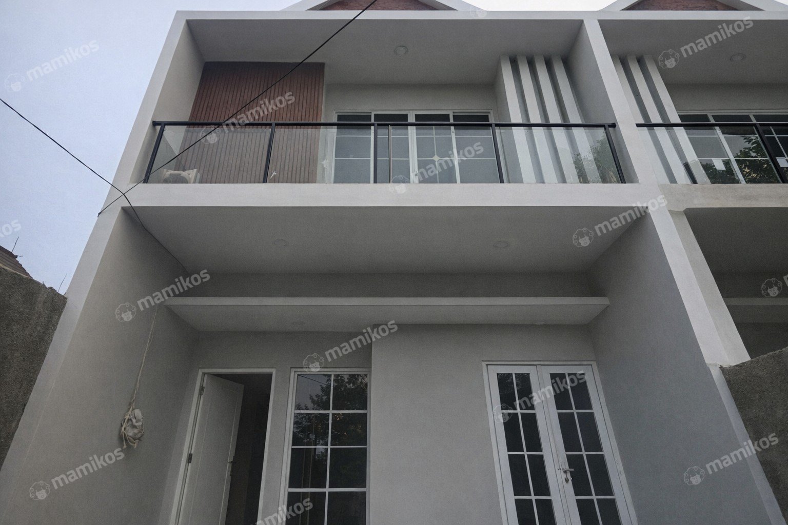 Rumah Sertifikat SHM 4 Kamar Tidur 3 Kamar Mandi Kav DKI Jakarta Barat