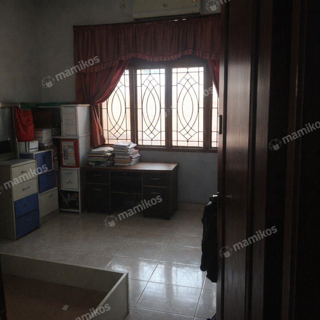 Rumah Sertifikat SHM 3 Kamar Tidur 2 Kamar Mandi Duren Sawit Jakarta Timur - Photo 4