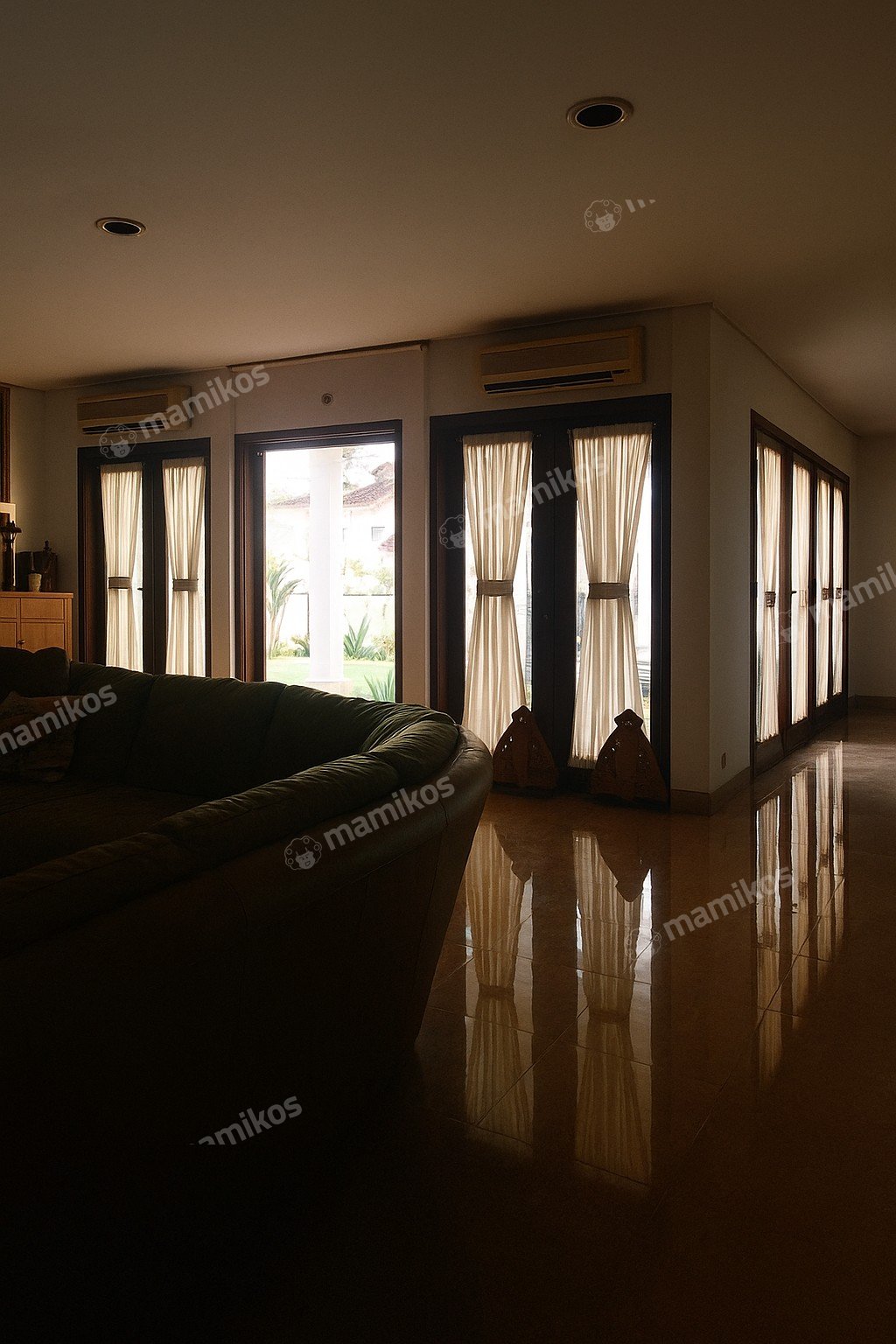 Rumah Sertifikat SHM 8 Kamar Tidur 5 Kamar Mandi Cibubur Jakarta Timur - Photo 4