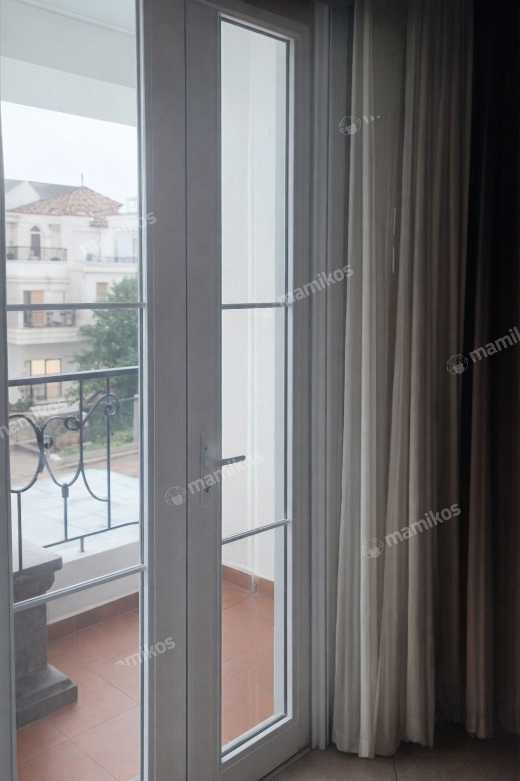 Rumah Sertifikat SHM 5 Kamar Tidur 5 Kamar Mandi Raffles Hills Jakarta Timur - Photo 4