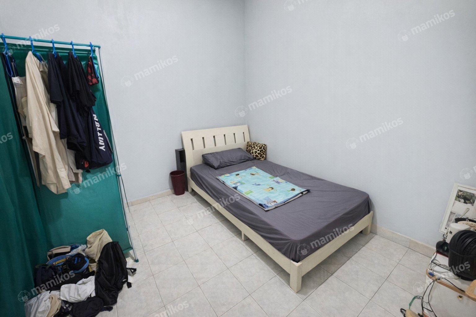 Rumah Sertifikat SHM 3 Kamar Tidur 2 Kamar Mandi Taman Palem Jakarta Barat - Photo 2