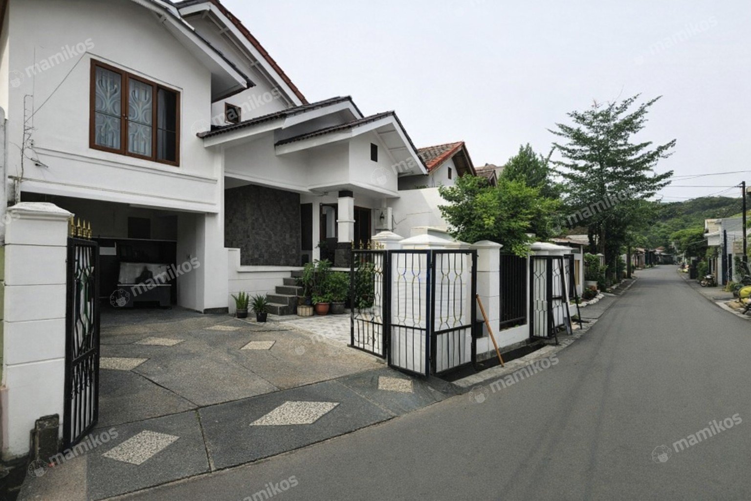Rumah Sertifikat SHM 4 Kamar Tidur 3 Kamar Mandi Kalibata Jakarta Selatan