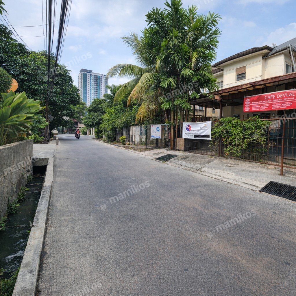 Rumah Sertifikat SHM 4 Kamar Tidur 3 Kamar Mandi Cilandak Jakarta Selatan - Photo 3