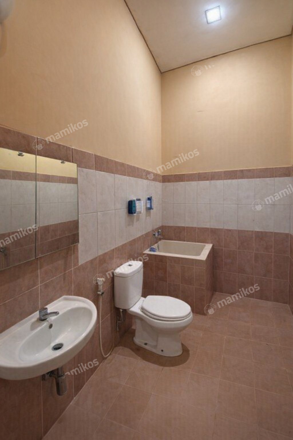 Rumah Sertifikat SHM 4 Kamar Tidur 3 Kamar Mandi Cinere Jakarta Selatan - Photo 4