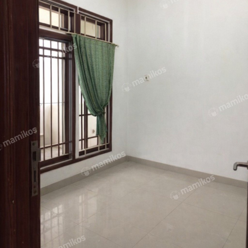 Rumah Sertifikat SHM 3 Kamar Tidur 2 Kamar Mandi Kembangan Jakarta Barat - Photo 2