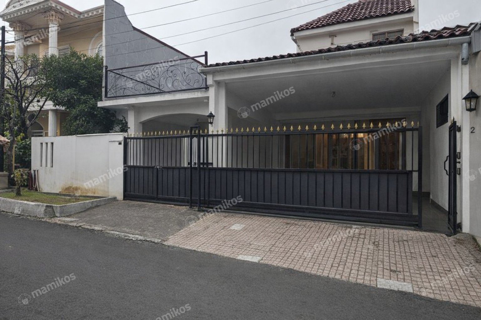 Rumah Sertifikat SHM 5 Kamar Tidur 4 Kamar Mandi Jagakarsa Jakarta Selatan