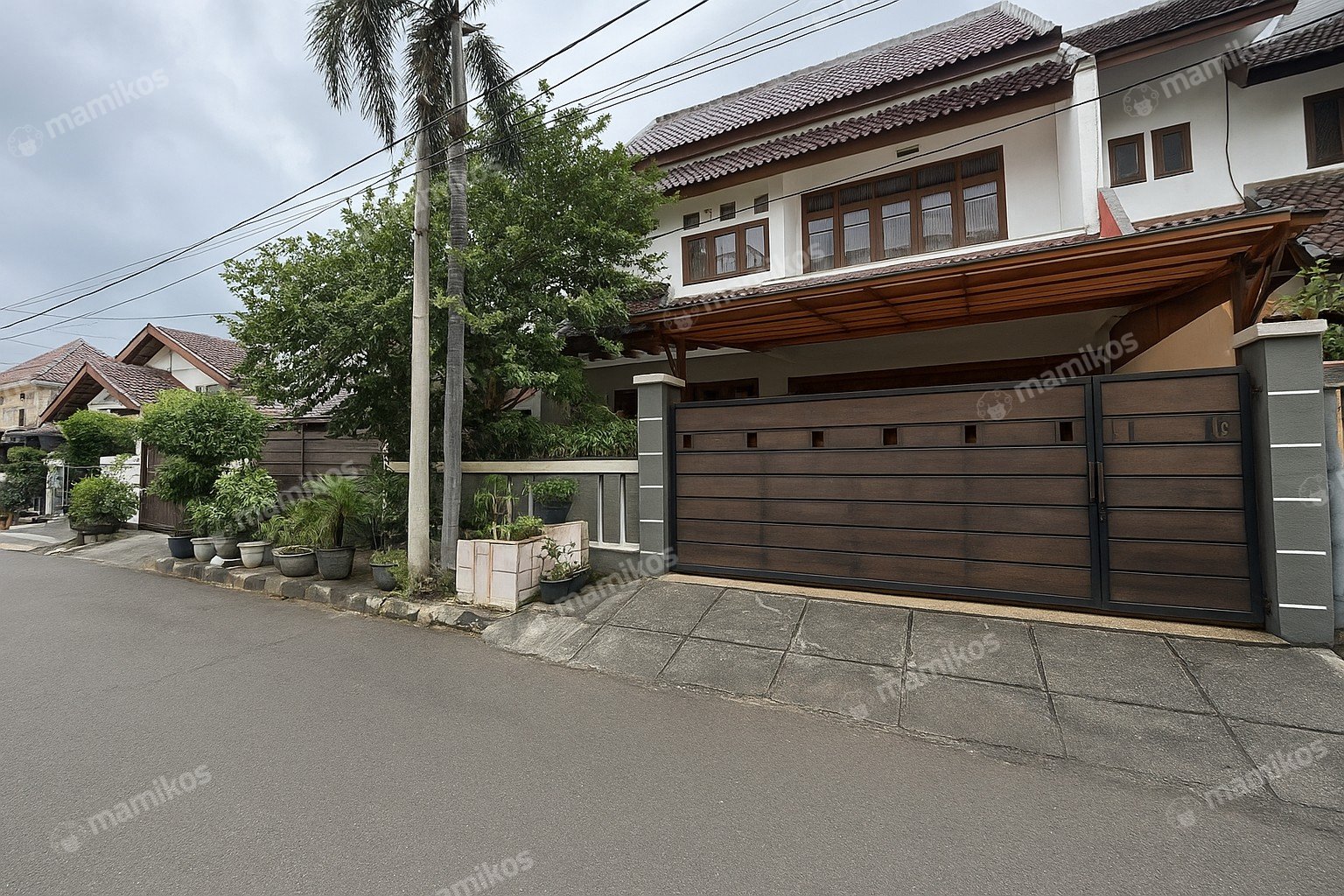 Rumah Sertifikat SHM 5 Kamar Tidur 4 Kamar Mandi Kalimalang Jakarta Timur - Photo 3