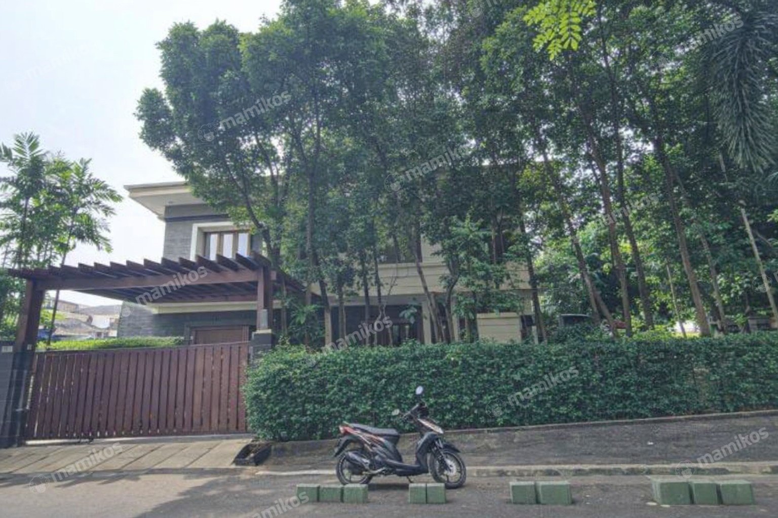 Rumah Sertifikat SHM 1 Lantai Kelapa Gading Jakarta Utara