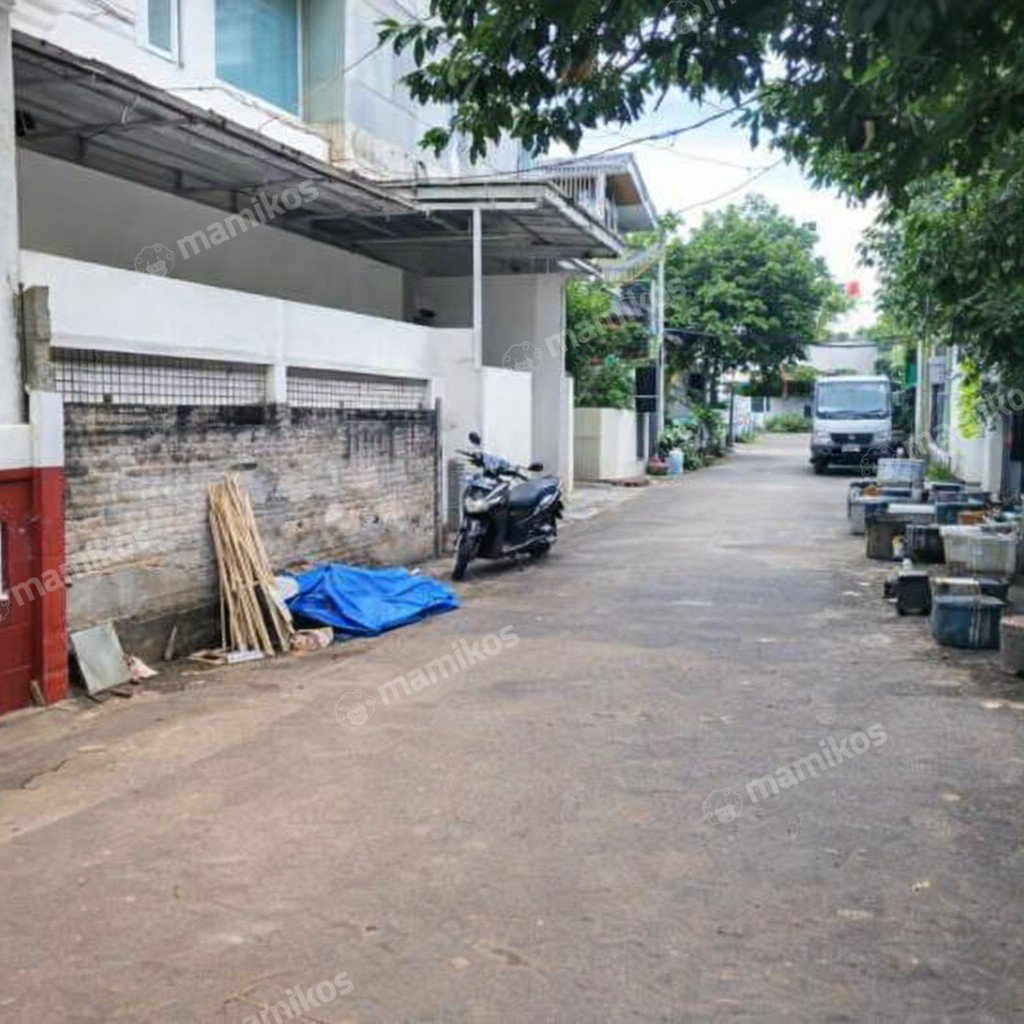 Rumah Sertifikat SHM 3 Kamar Tidur 2 Kamar Mandi Kembangan Jakarta Barat - Photo 2