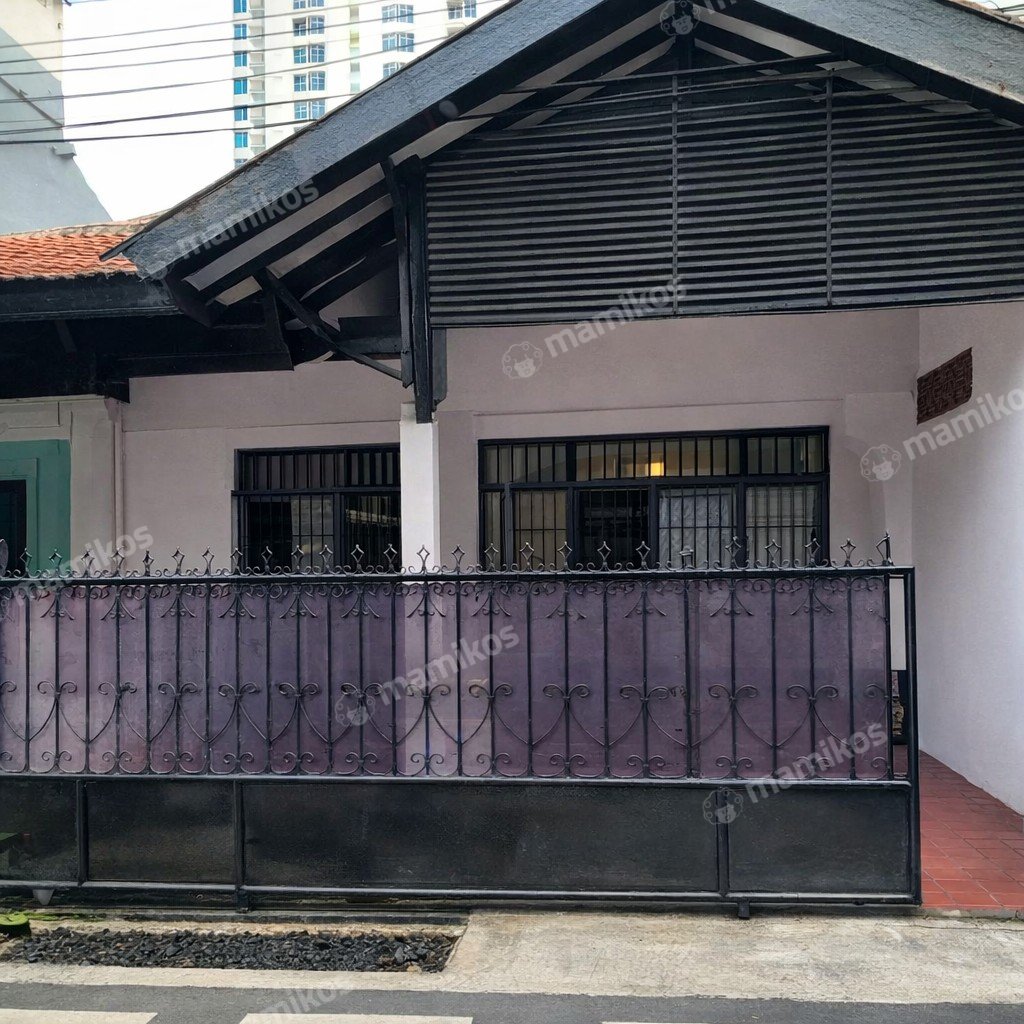 Rumah Sertifikat SHM 5 Kamar Tidur 3 Kamar Mandi Cilandak Jakarta Selatan - Photo 4