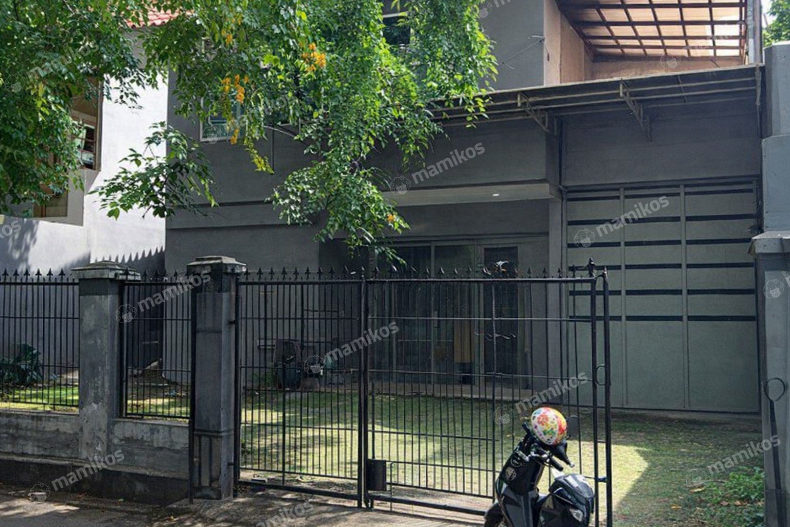 Rumah Sertifikat SHM 3 Kamar Tidur 3 Kamar Mandi Petukangan Jakarta Selatan