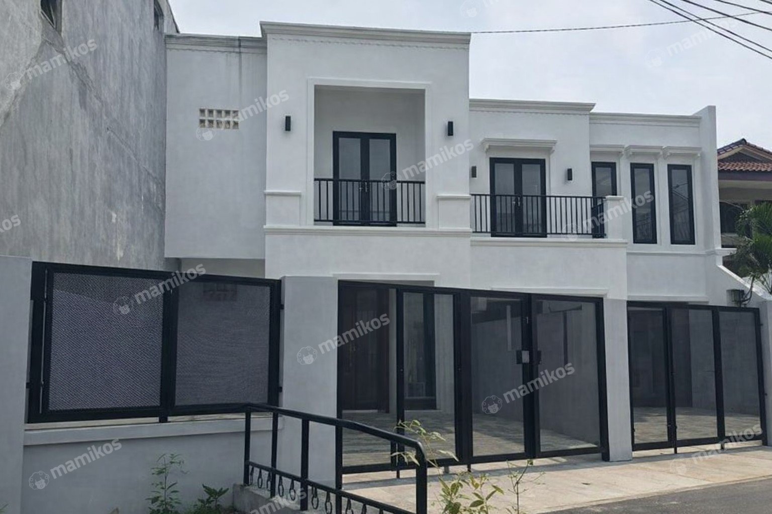 Rumah Sertifikat SHM 5 Kamar Tidur 4 Kamar Mandi Cinere Jakarta Selatan