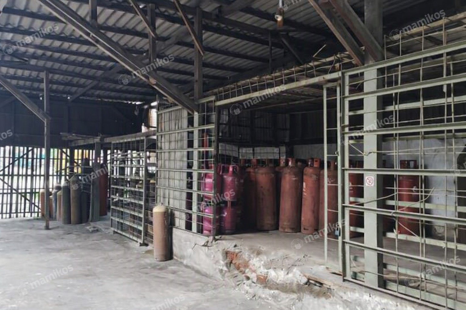 Rumah Sertifikat HGB 43 Kamar Tidur 4 Kamar Mandi Kapuk Jakarta Utara